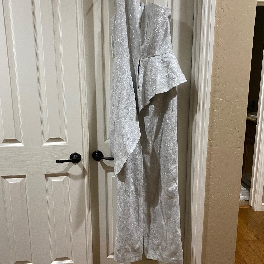 Teri Jon by Rickie Freeman - white and silver one shoulder peplum gown - Picture 2 of 5